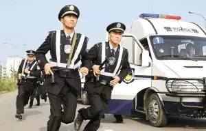 · 房屋被强拆，如何跟警察叔叔报警？插图