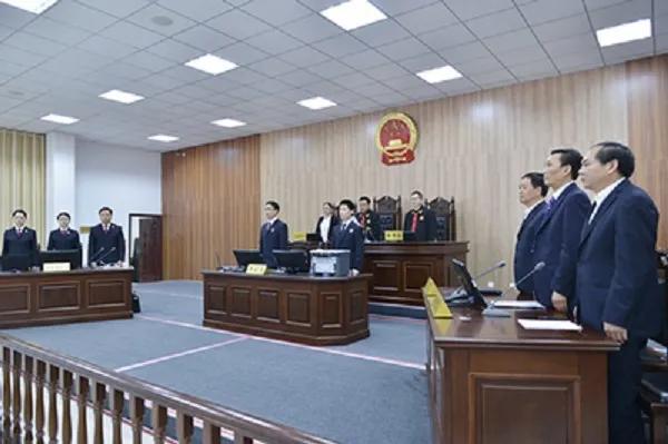 谁是发布征地公告的主体部门？
