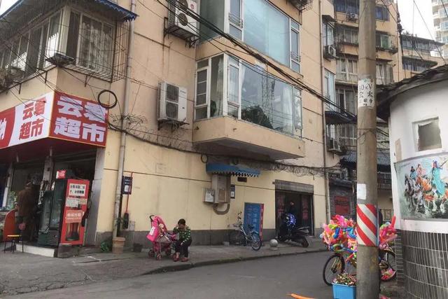 我的临街住宅改成了商铺，拆迁时如何补偿？