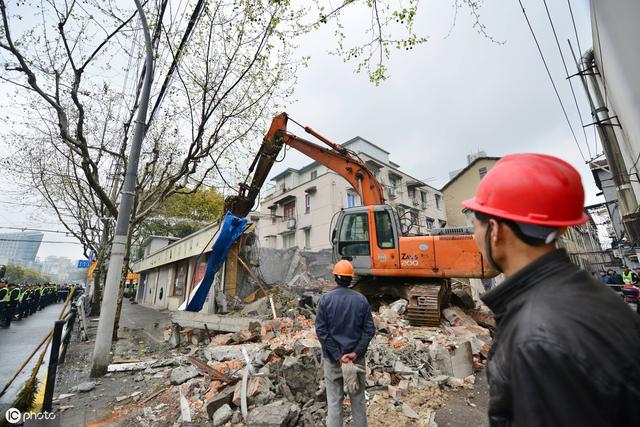 房屋收到责令改正通知书，怎么办？可以起诉吗？