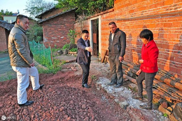 在农村耕地上违规建房，注定是“短命”建筑，都要拆除？
