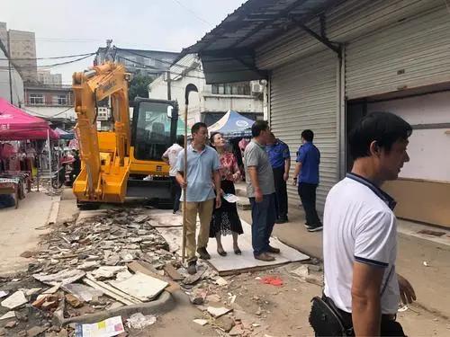 遭遇非法强拆本应申请赔偿