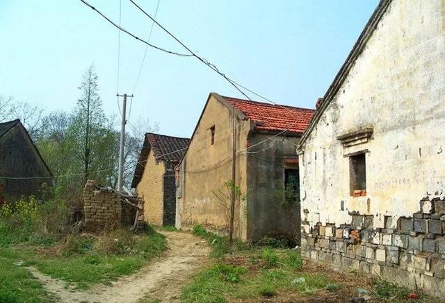 征收拆迁，农民的住宅遭遇这3大挑战，补偿还能到手吗？