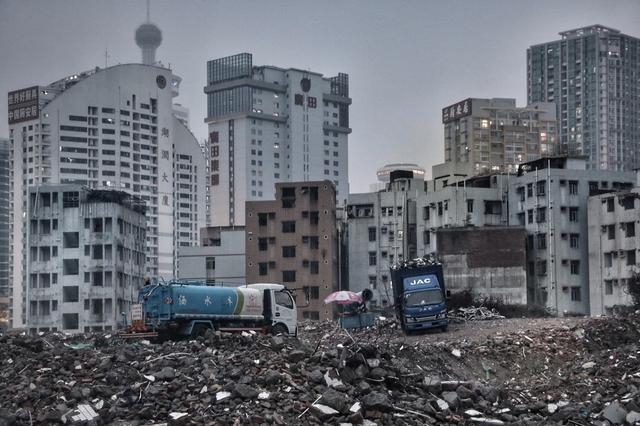 2020年整治违规强拆：被违法拆迁，可追究对方什么责任？