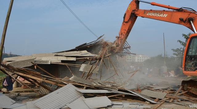 违建就能随便拆？错！违建房屋也得合法履行程序拆除