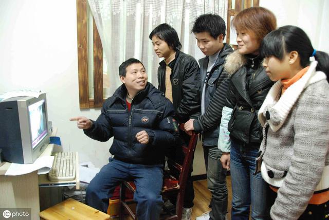 农村征地后，农民的生活将会有哪些改变？就业问题该如何解决？