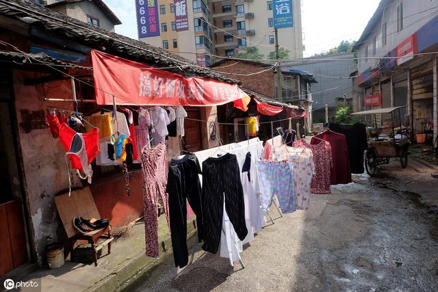 棚户区的认定标准是什么？不是棚户区的房屋可以“棚改”吗？