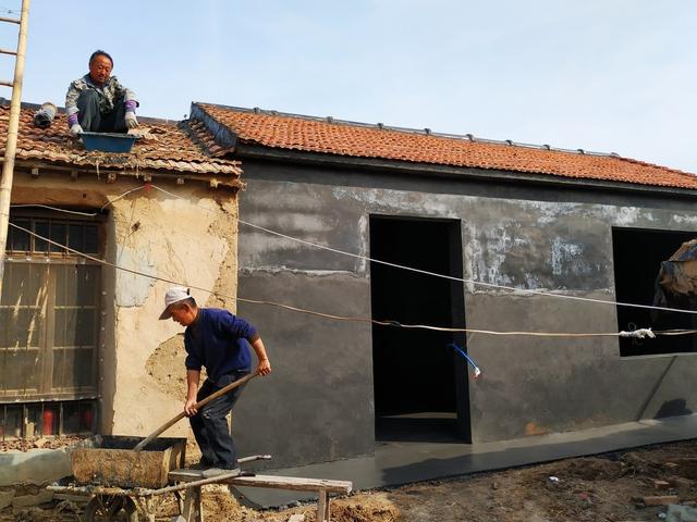 农村自建房很可能是违建？那农民到底还能不能在宅基地建房？