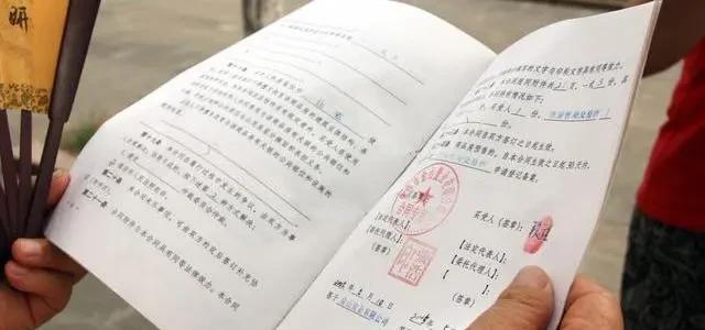 签署协议后政府不给补偿还要拆除，这种情况该咋办？
