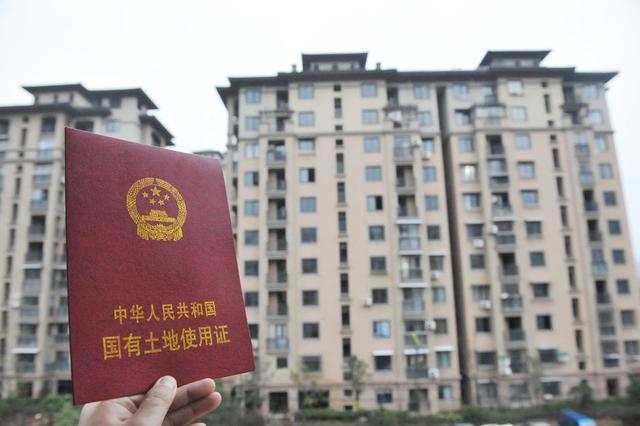 2020拆迁补偿会按照户口补，还是按房子面积补？那种补偿更合算？