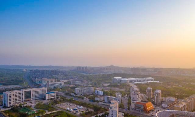 旧城区改建中房屋“就近”调换，怎么样才算“就近”？