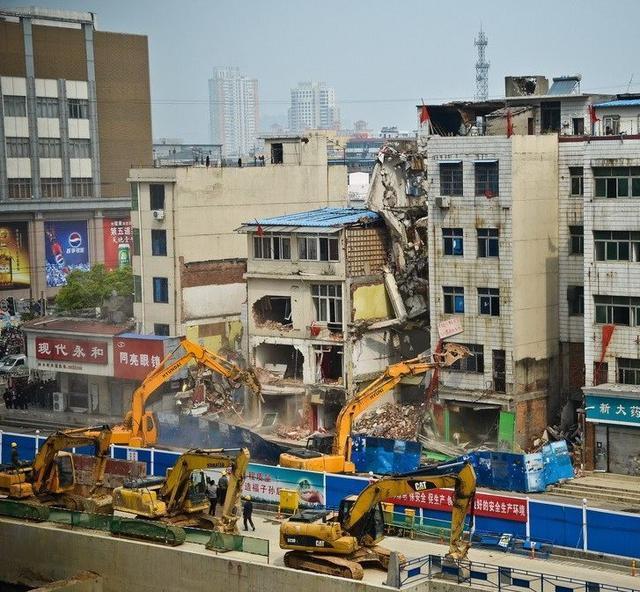 2020年拆迁最新规！八种房屋不能按“违建”拆除，强拆者将追责！