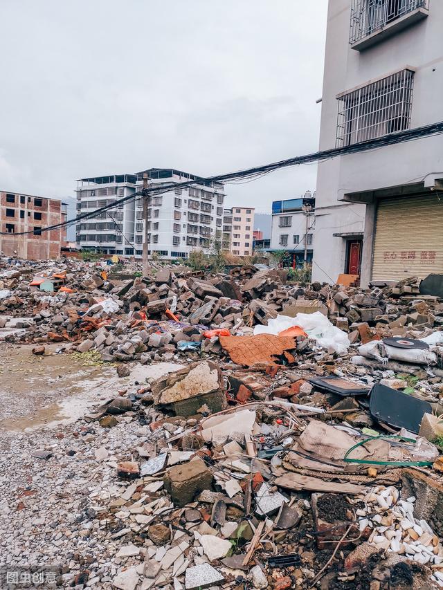 征拆过程中无证房屋按“违建”拆除，“以违促拆”才是背后真相？