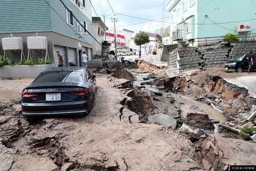 因地震、台风等自然灾害造成房屋坍塌的，被拆迁人还能有补偿吗？