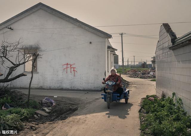 2020年法律规定，针对拆迁补偿不合理，老百姓有权拒绝签字！
