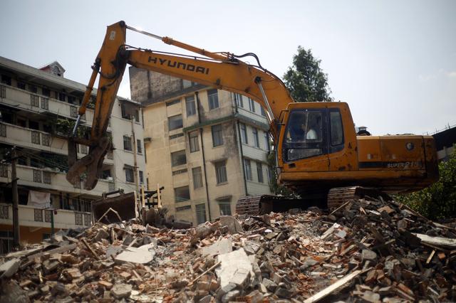 房屋拆迁中，这6类房屋在2020年不再是违章建筑，非法强拆将担责